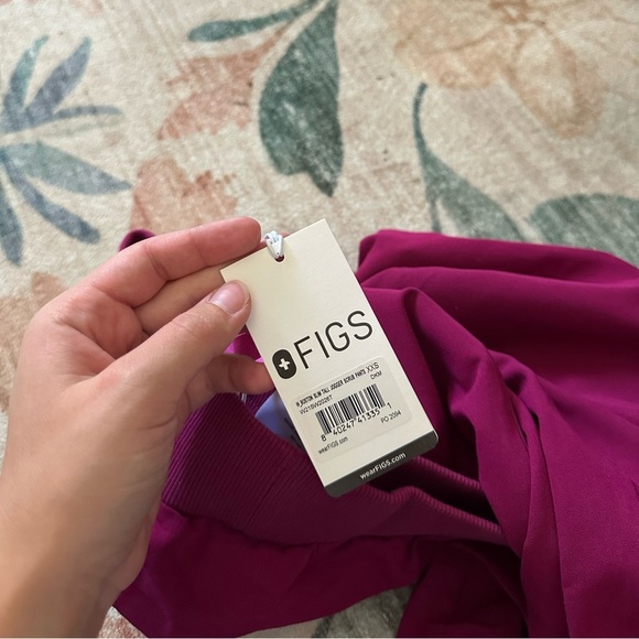 FIGS Boston Slim Tall Jogger Scrub Pant - Picture 6 of 6